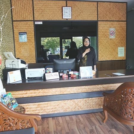 1 Baron Motel Kuah Extérieur photo