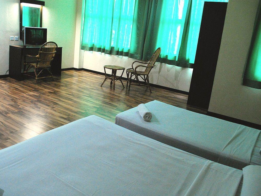 1 Baron Motel Kuah Extérieur photo