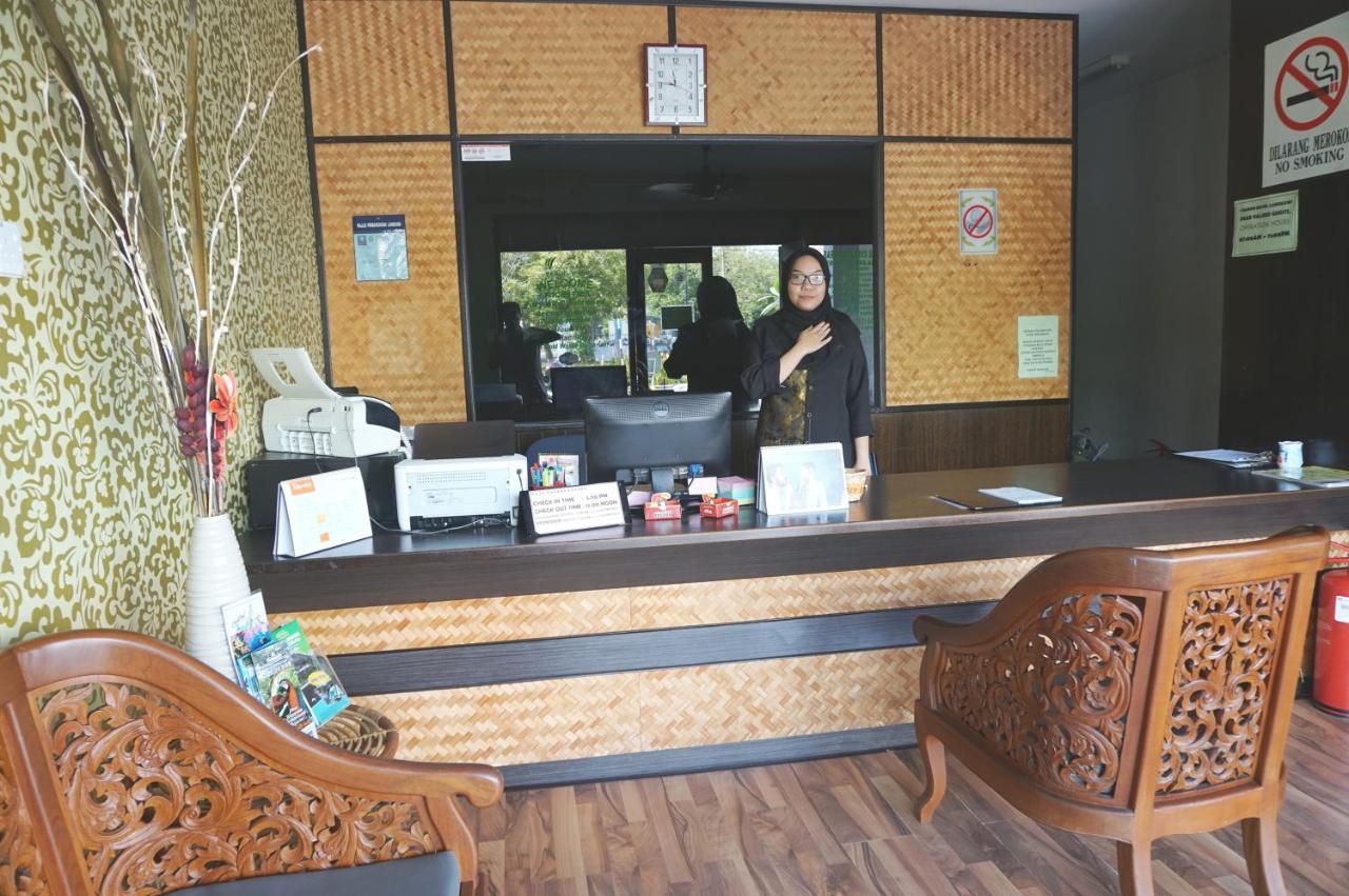 1 Baron Motel Kuah Extérieur photo